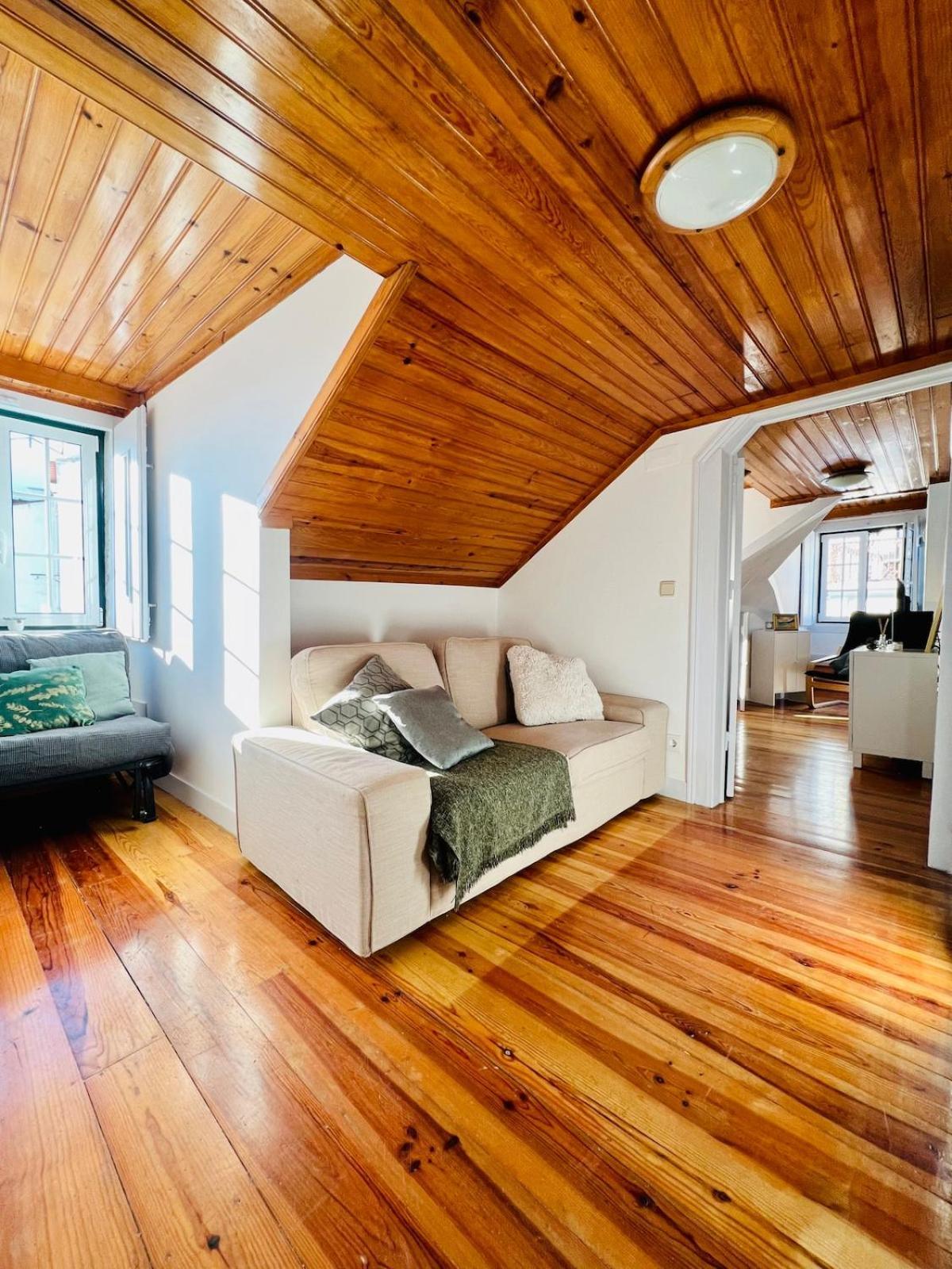Cozy Near Bairro Alto * Lisboa